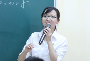 Cô Nguyễn Thị Nga – GV Vật lý