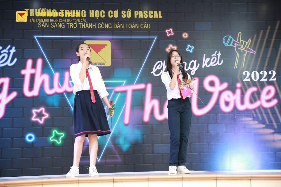 KHI EM LỚN – QUỲNH ANH & NHẬT PHƯƠNG 8C – THE VOICE 2022