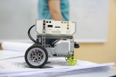 📹 KHÁM PHÁ CLB ROBOTICS