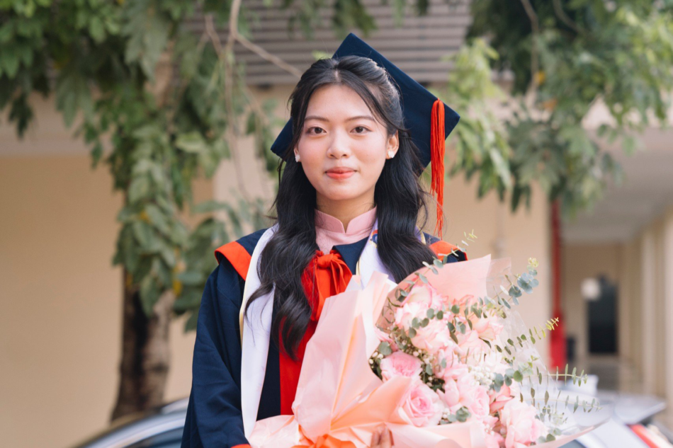 Cô Nguyễn Thị Hương – GV Ngữ văn