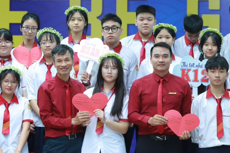 TỔNG HỢP VIDEO LỄ BẾ GIẢNG NĂM HỌC 2024-2025