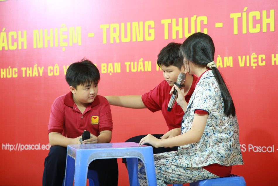 📹SINH HOẠT THEO CHỦ ĐỀ “NHÀ LÀ NƠI ĐỂ VỀ” – LỚP 8E